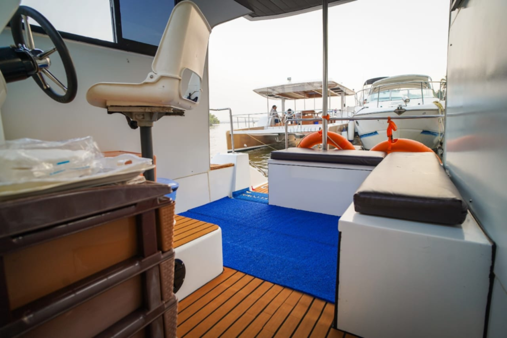 Desire Yacht (9)